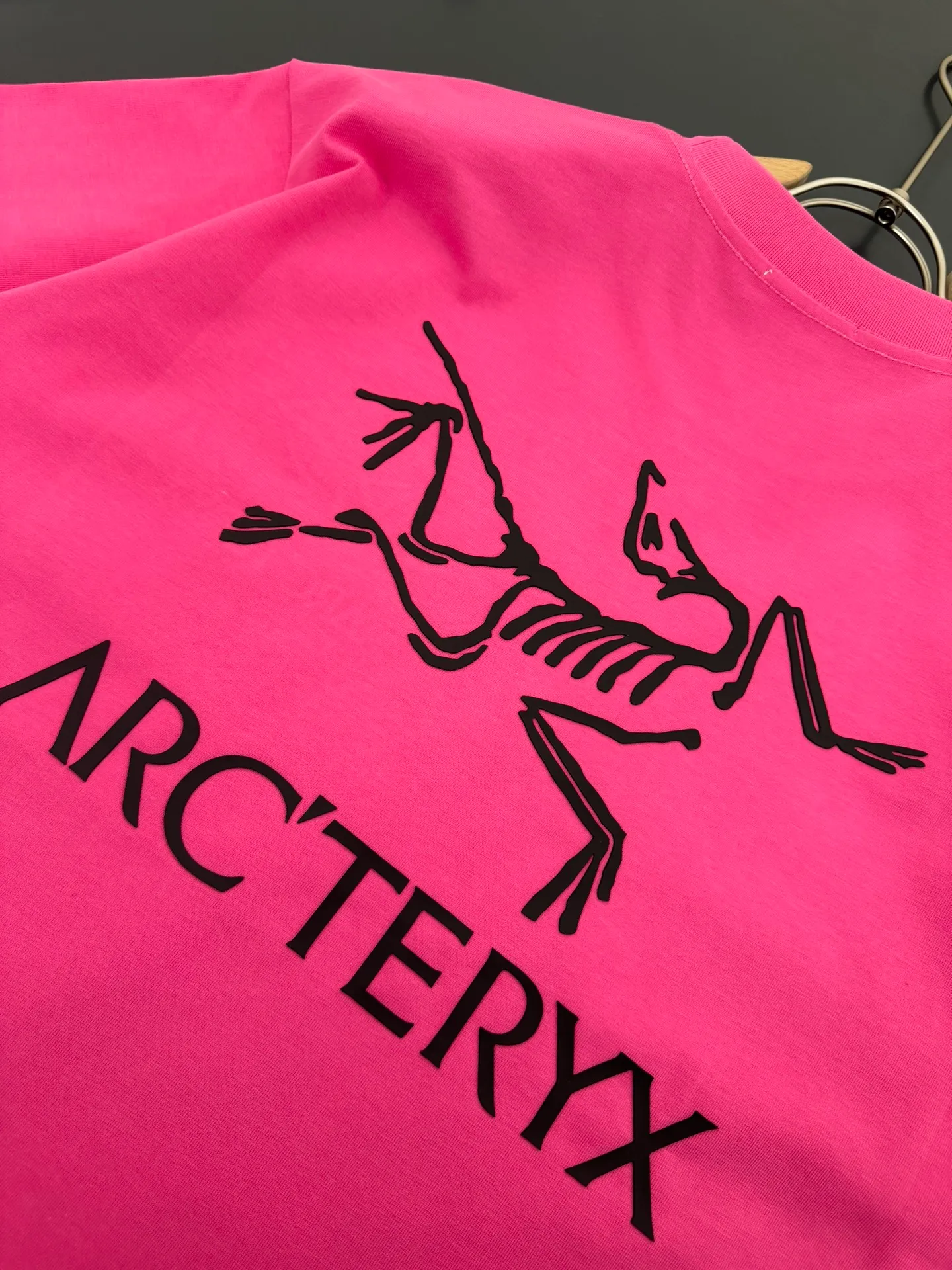 ARC‘TERYX/ g Breathable t logo New Arrival t ， Breathable， ， Versatile ：White Black Red Sizes：S M L XL XXL
